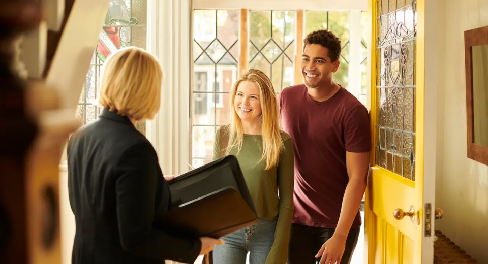 Negotiation Tactics for Sellers: Closing the Deal on Your Alexandria VA Home